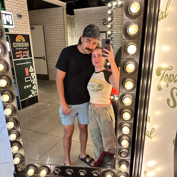 Meet your Posher, Rachel - Picture 1 of 1